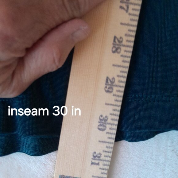 Chicos Holiday Slinky Stretch Comfy Pull On Emerald Size 3R Size 16/18 Pants - Picture 7 of 9